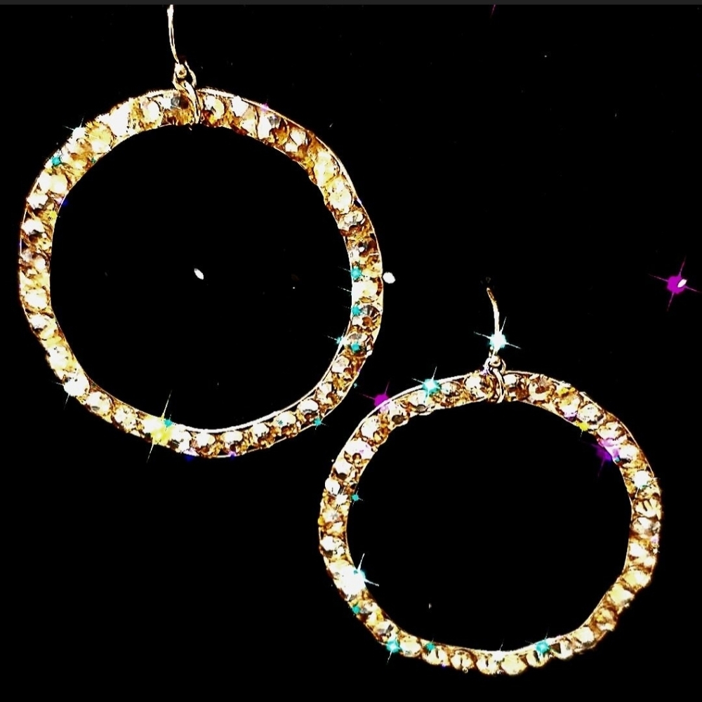 Crystal Rhinestone Dangle Earrings - Picture 2 of 10